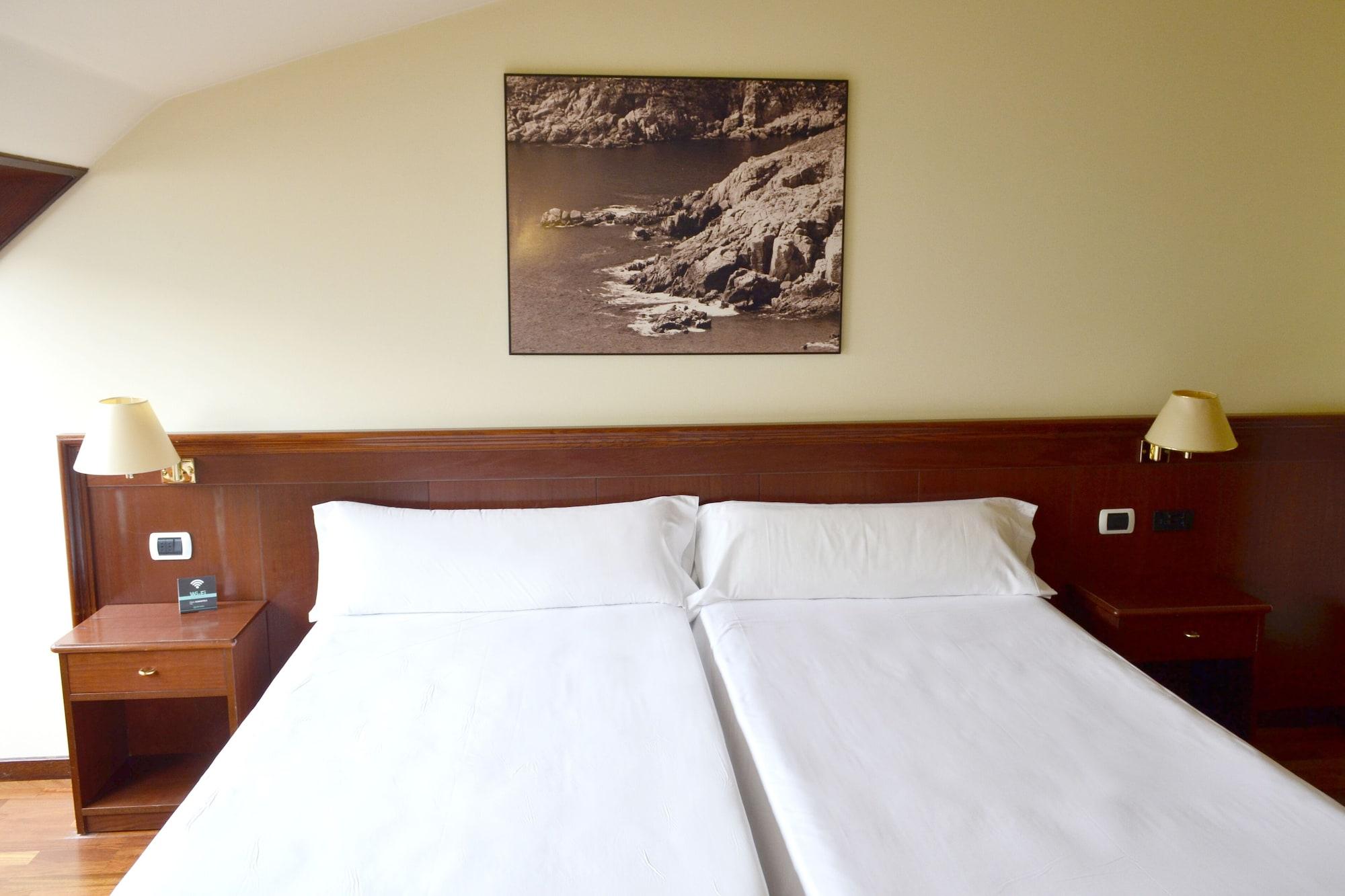 Hotel Alda El Suizo Феррол Экстерьер фото