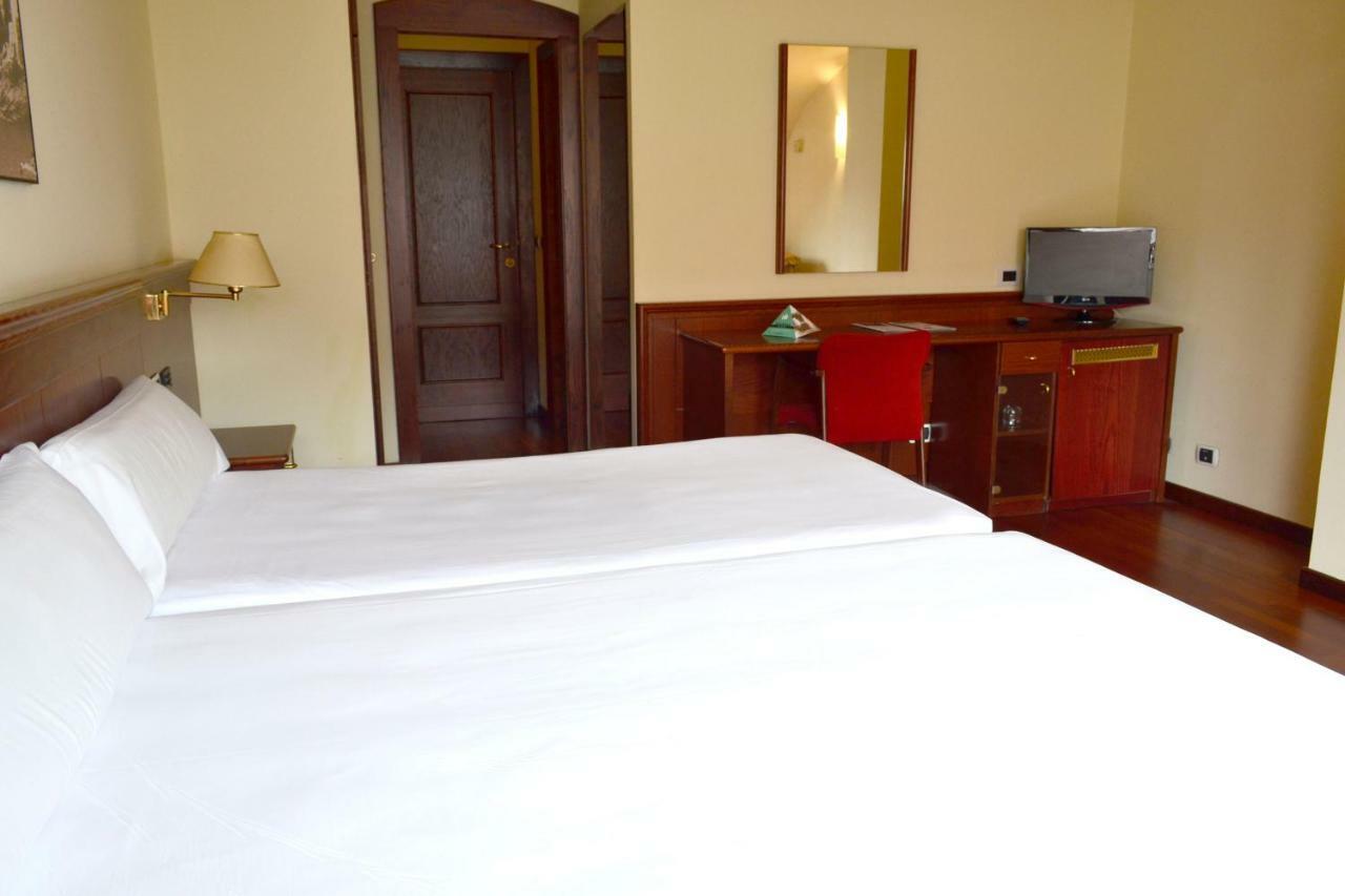 Hotel Alda El Suizo Феррол Экстерьер фото