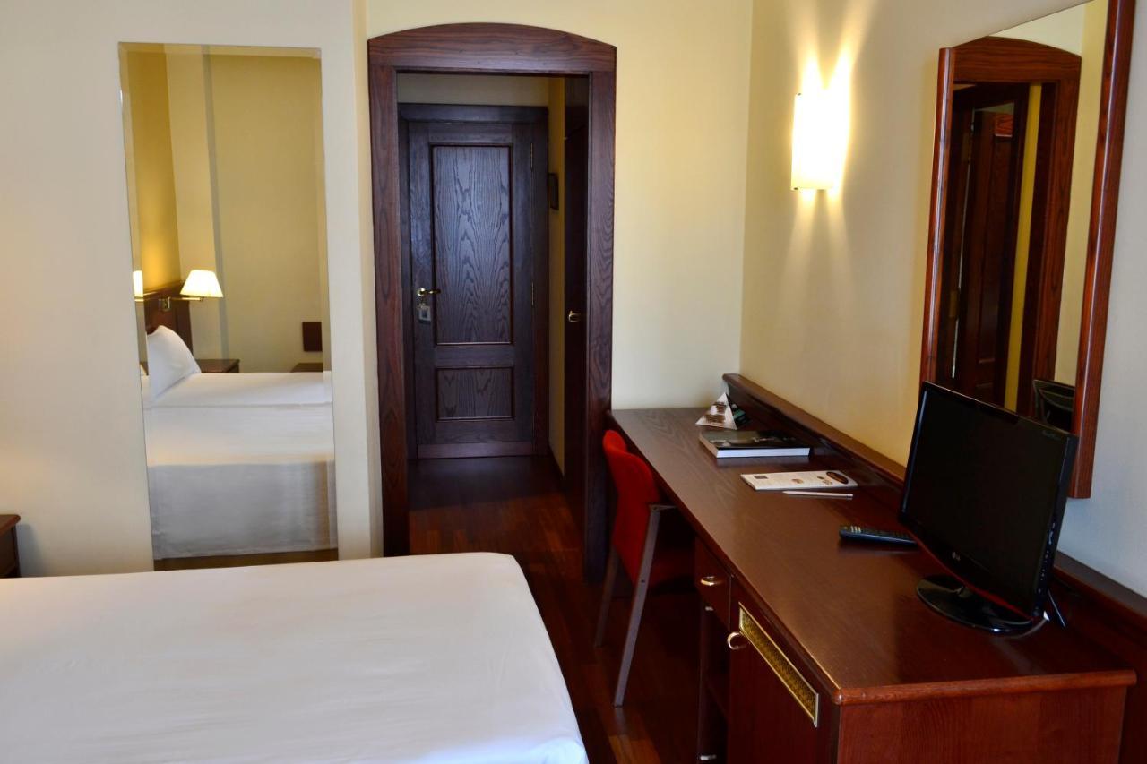 Hotel Alda El Suizo Феррол Экстерьер фото